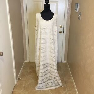 Elegant Cream Sleeveless Dress
